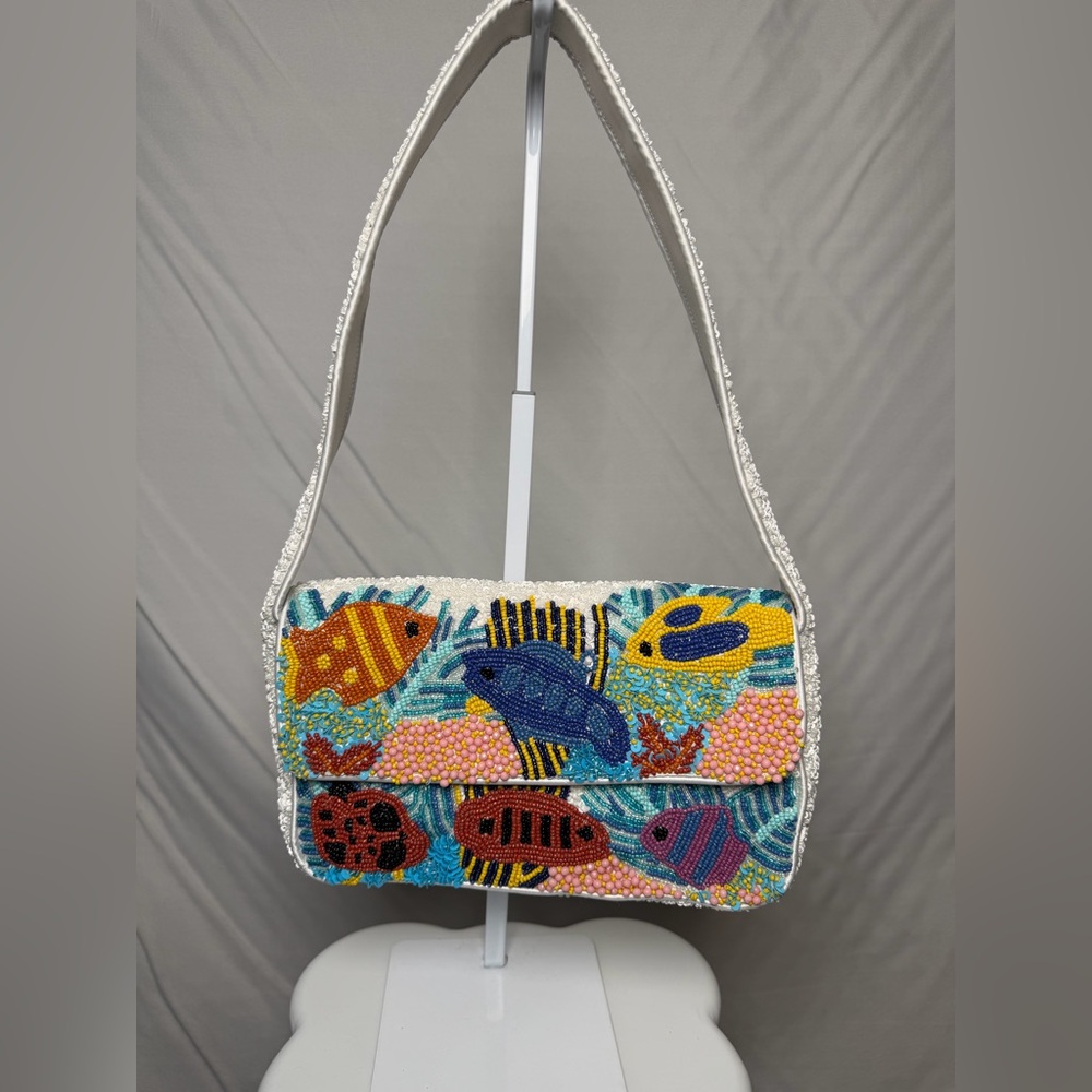 NWOT Popular Colorful Fish Beaded Bag